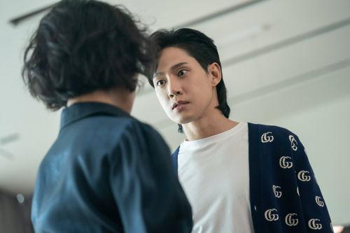 娱乐吃瓜演员表,揭秘“娱乐吃瓜”演员阵容背后的故事