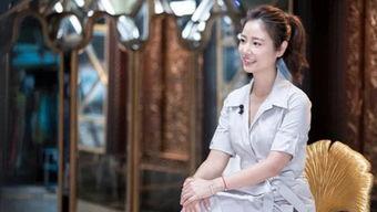 娱乐吃瓜演员表,揭秘“娱乐吃瓜”演员阵容背后的故事