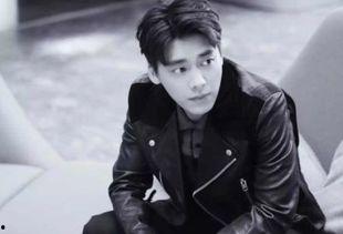 娱乐圈吃瓜李易峰是谁呀